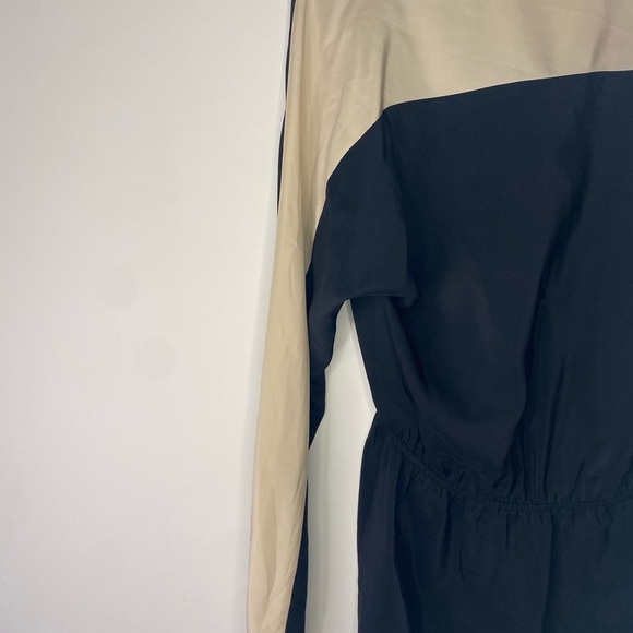 Parker Women's Black and Cream Silk V Neck Mini Dress Size Medium Classic Dressy - Picture 11 of 16